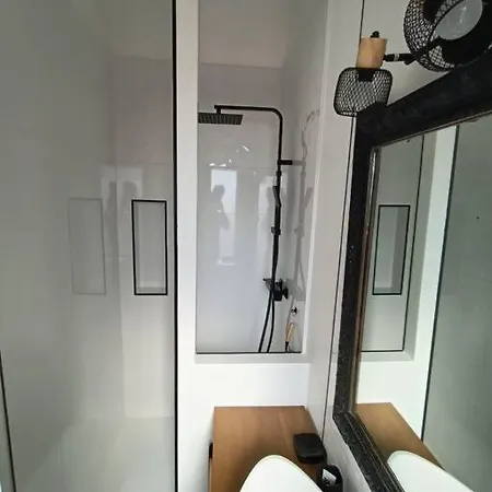 L'ecurie D'antan Nyaraló *